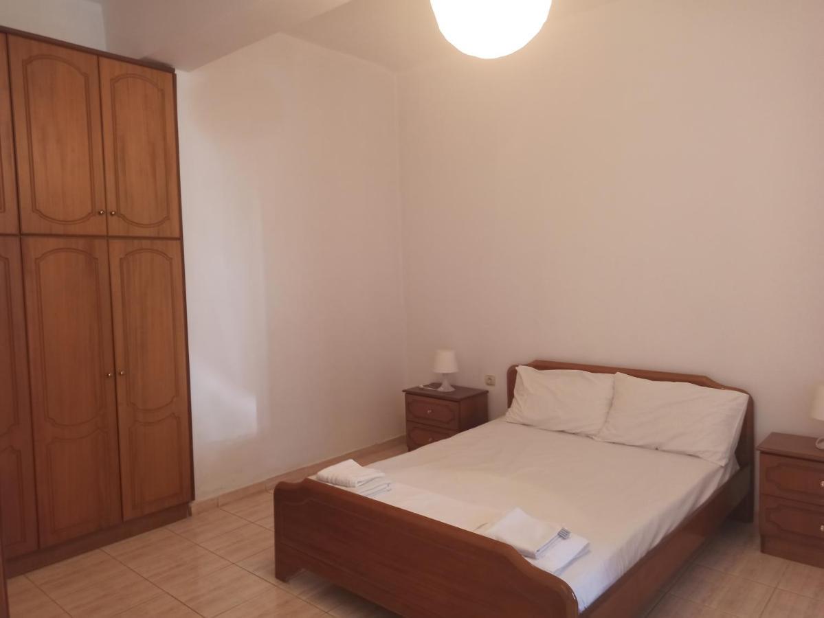 Achilles Apartments ซารานเดอ ภายนอก รูปภาพ
