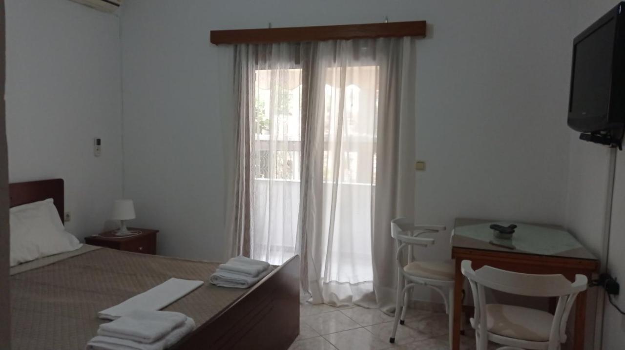 Achilles Apartments ซารานเดอ ภายนอก รูปภาพ