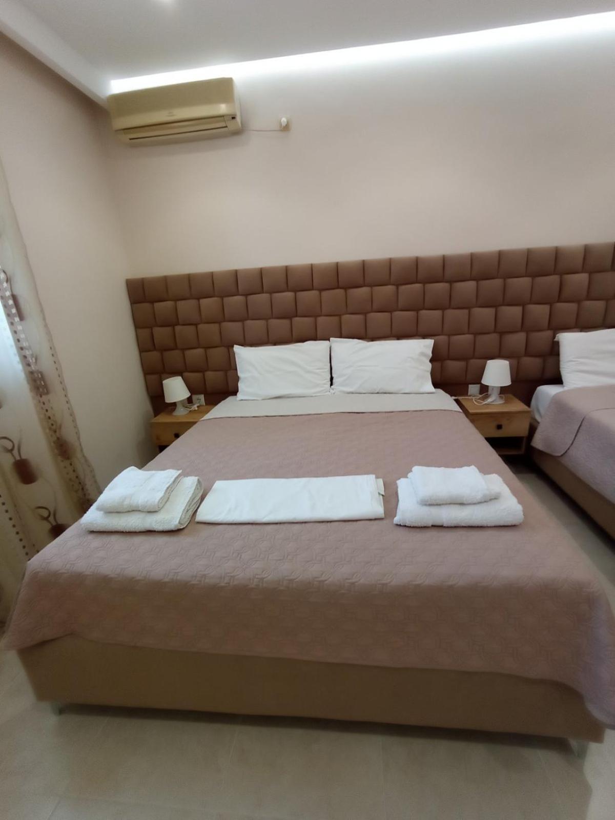 Achilles Apartments ซารานเดอ ภายนอก รูปภาพ