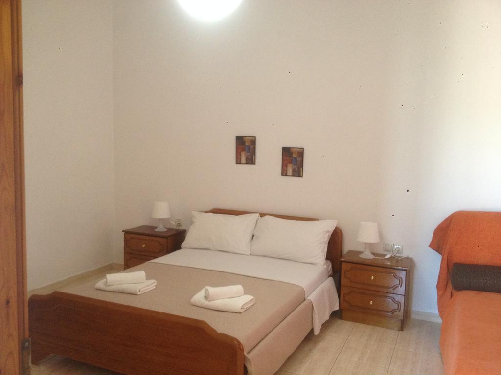 Achilles Apartments ซารานเดอ ภายนอก รูปภาพ