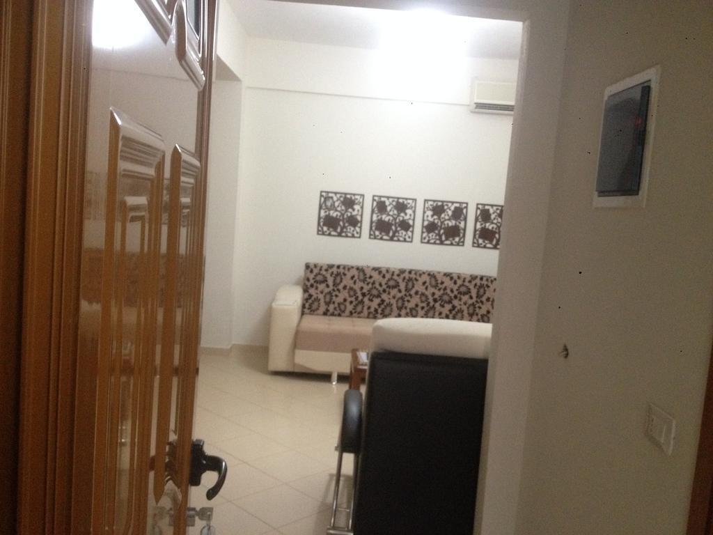 Achilles Apartments ซารานเดอ ภายนอก รูปภาพ