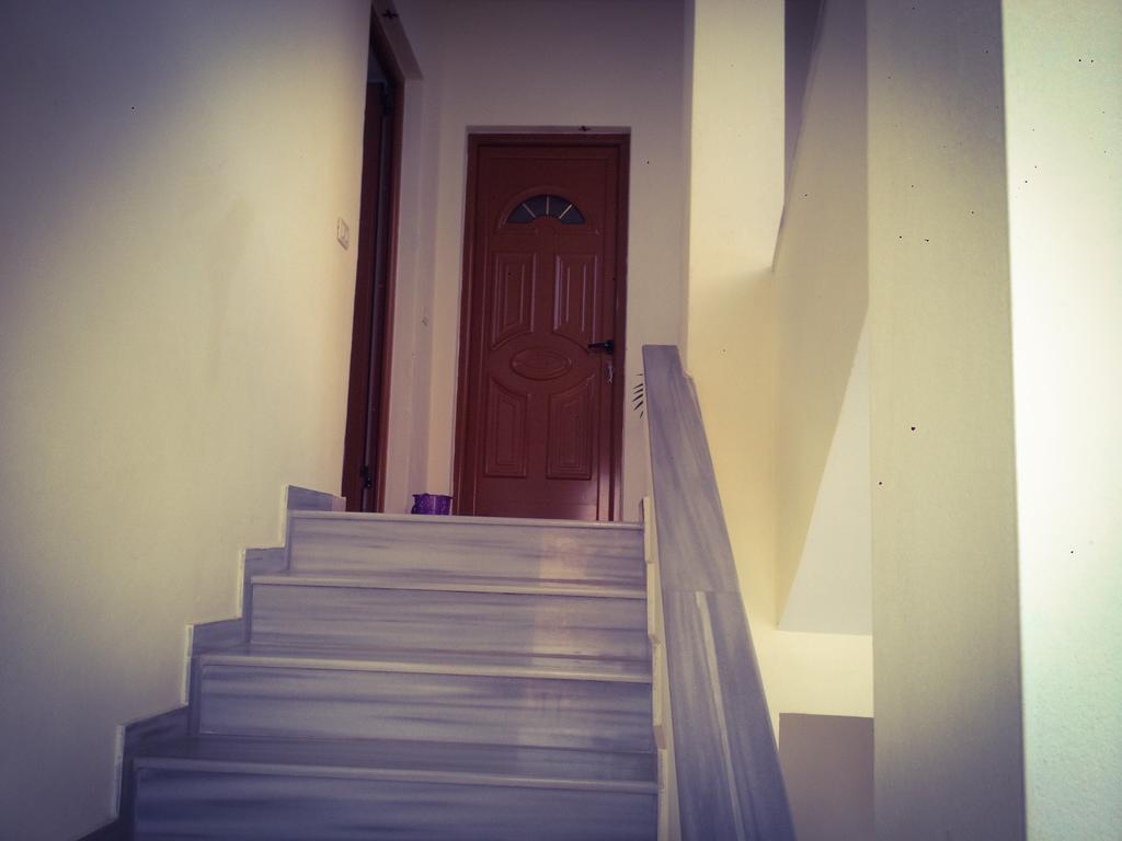 Achilles Apartments ซารานเดอ ภายนอก รูปภาพ