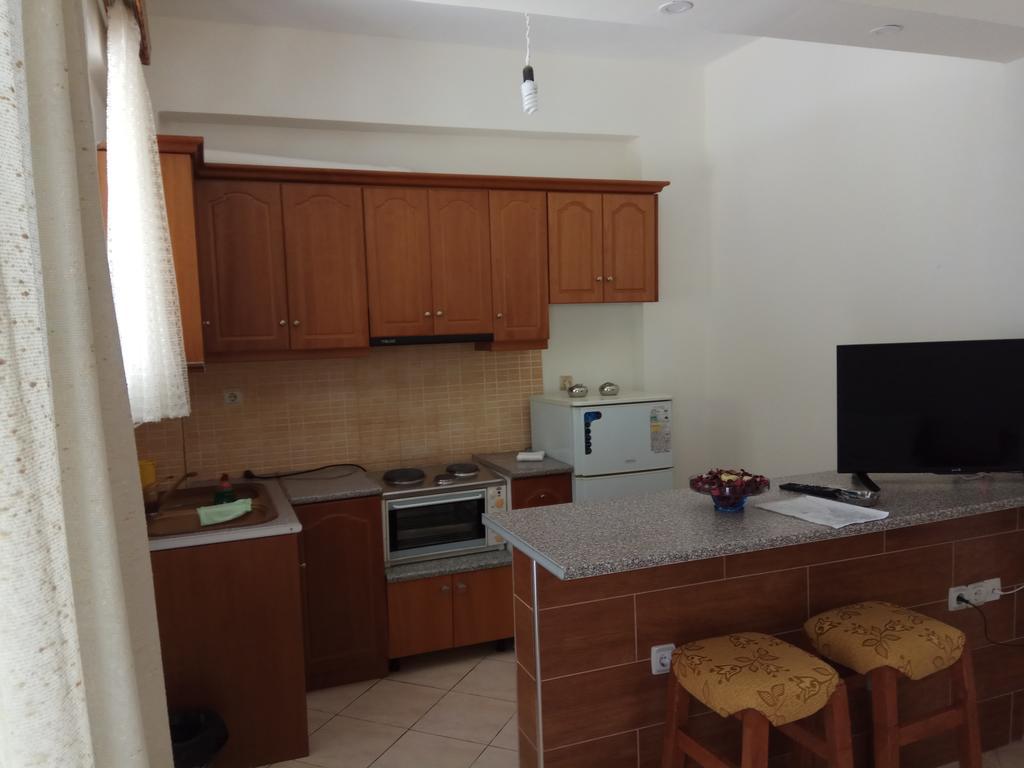 Achilles Apartments ซารานเดอ ภายนอก รูปภาพ